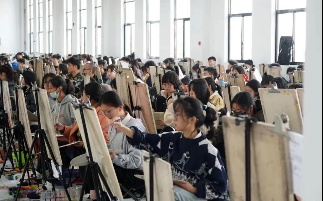 南京画室美术生校考如何选学校？分享5点不可忽视的问题！4